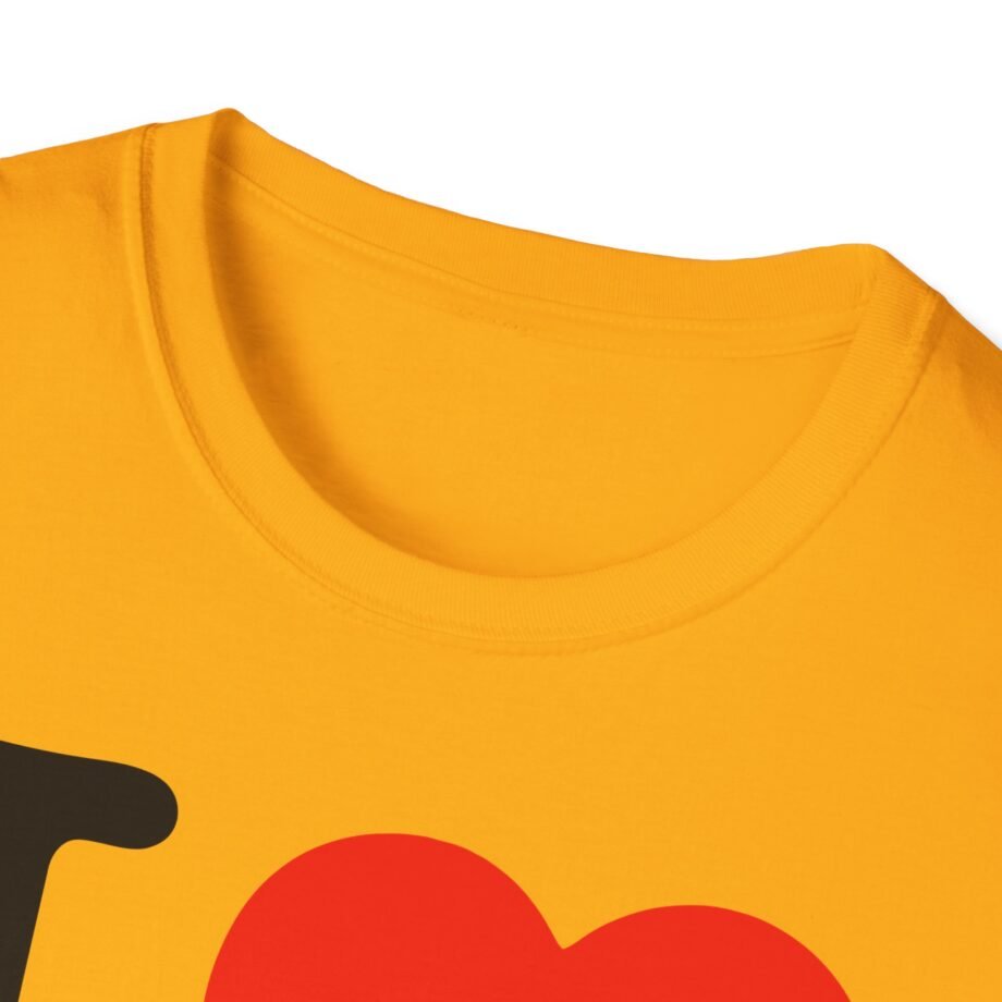 I Love NMIXX Unisex Softstyle T-Shirt