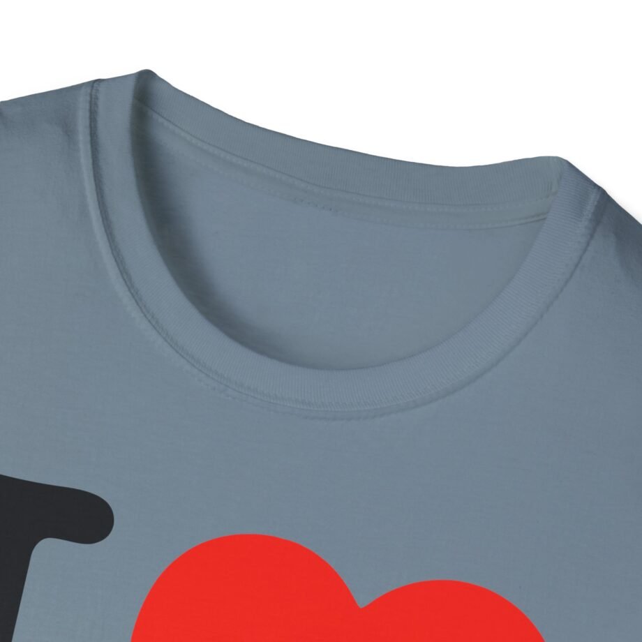 I Love NMIXX Unisex Softstyle T-Shirt