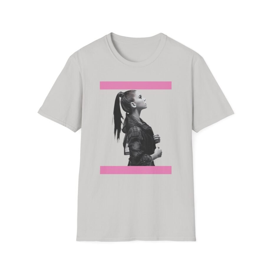 Hailee Steinfeld Pretty in Pink Unisex Softstyle T-Shirt