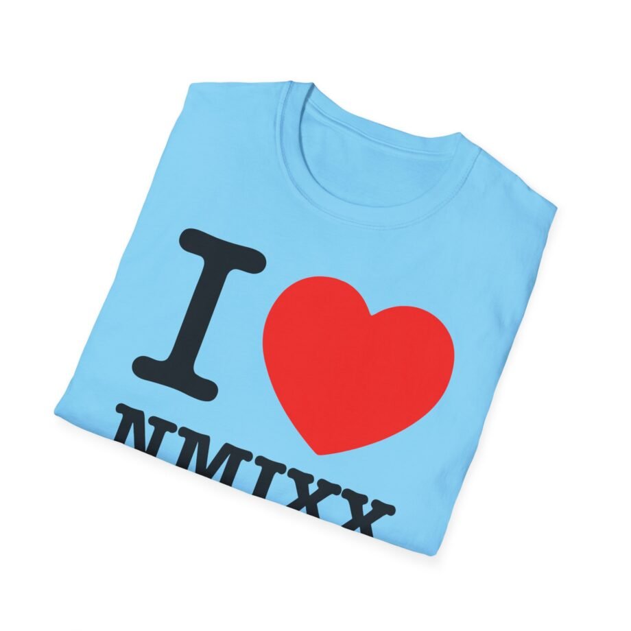 I Love NMIXX Unisex Softstyle T-Shirt