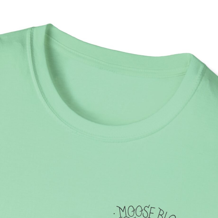 Moose Blood Traditional Tattoo Desig Unisex Softstyle T-Shirt