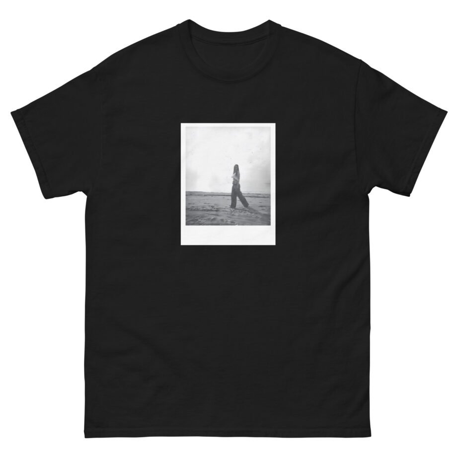 Ava Max Unisex classic tee