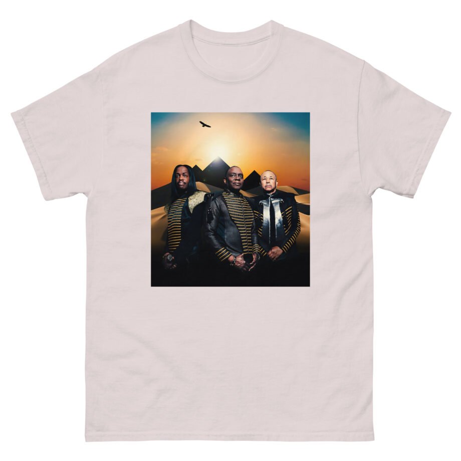 Earth Wind & Fire Photo Unisex classic tee