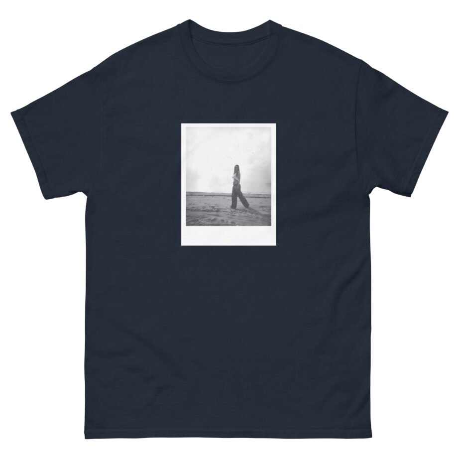 Ava Max Unisex classic tee