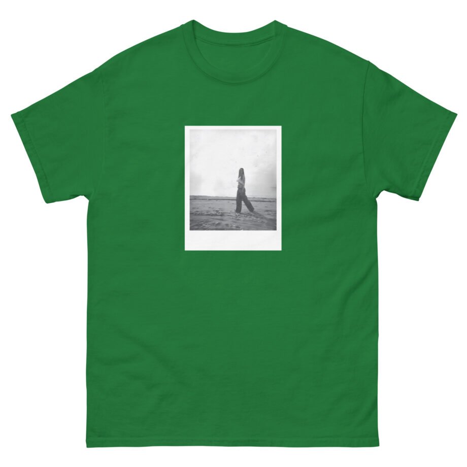Ava Max Unisex classic tee