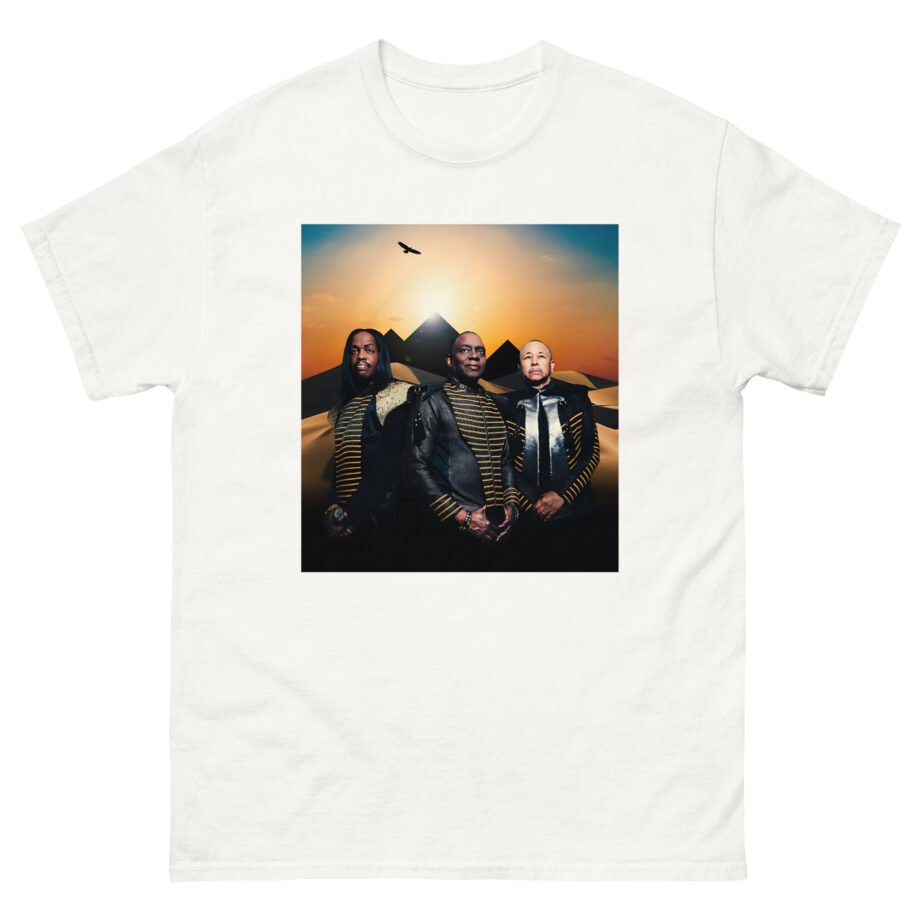Earth Wind & Fire Photo Unisex classic tee